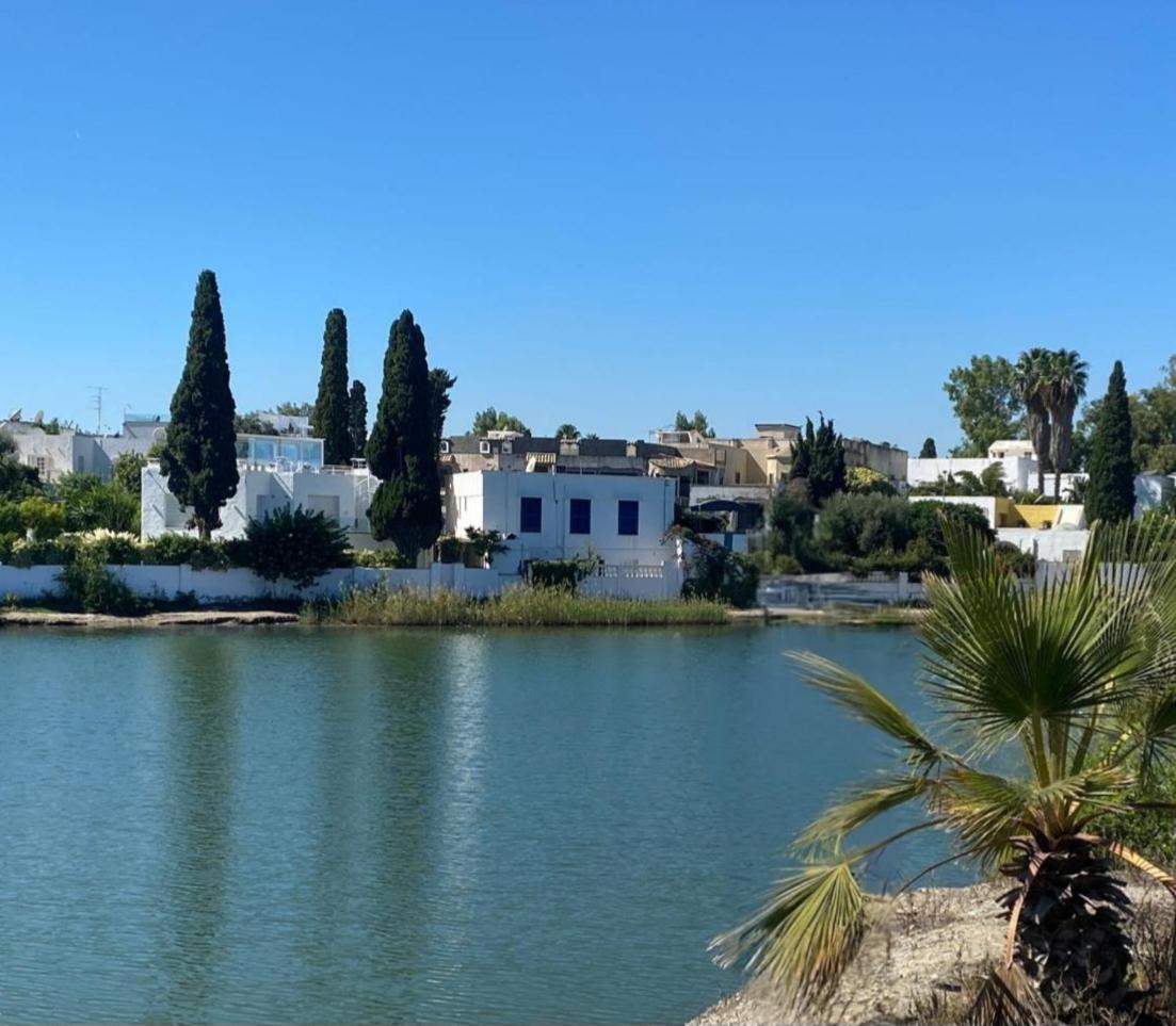 "L'Abri Cotier" Appartement 3 Chambres Haut Standing Port Punique Carthage Douar ech Chott Екстериор снимка